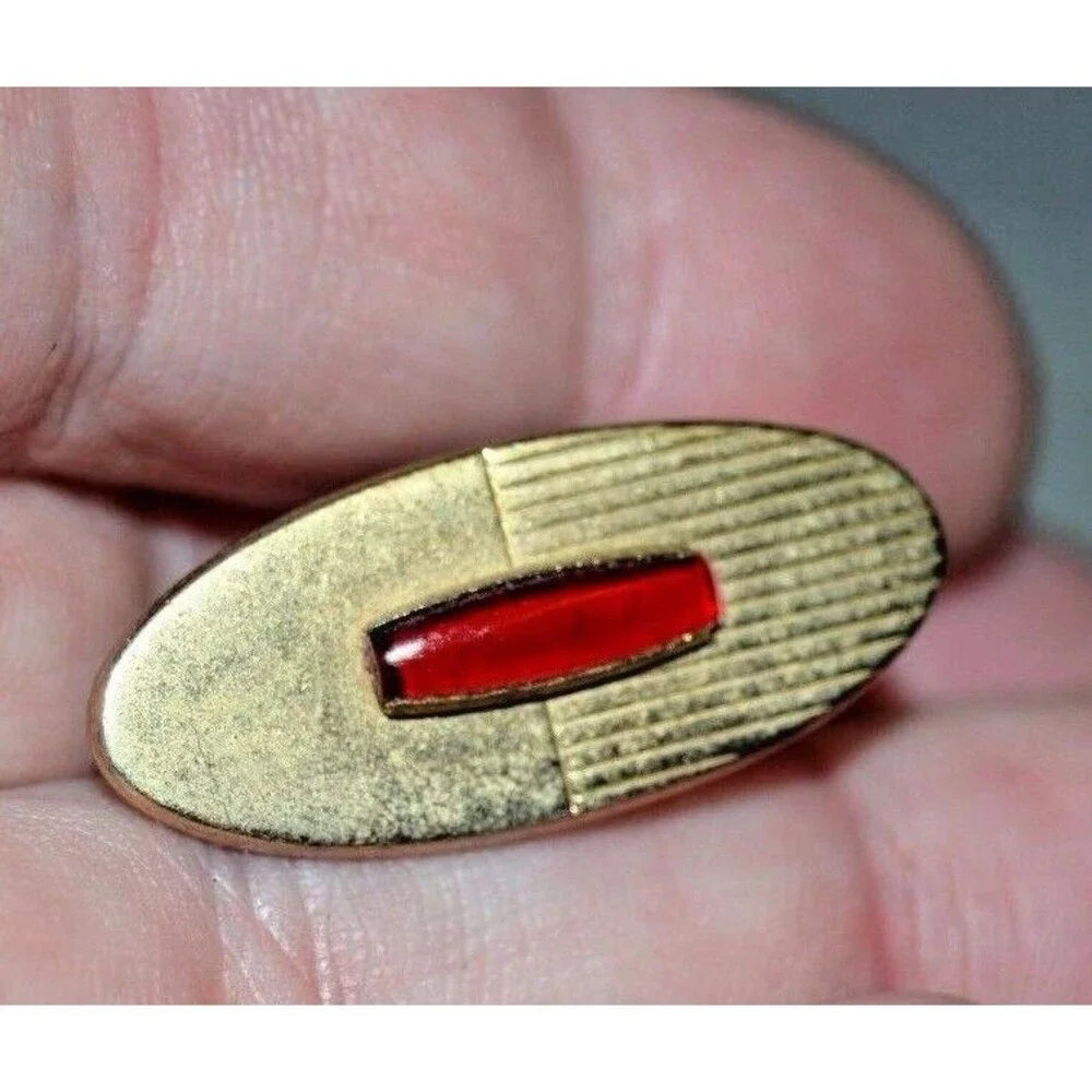 Vintage Cuff Links High End Mid Century Oval Golden Red Stone Classic RARE